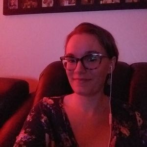 Meet your Posher, Holly